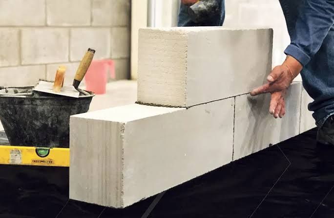 Colocación de bloques Brimax en obra